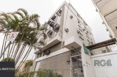 Sala comercial transformada em stúdio com mezanino de 1 dormitório