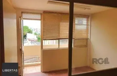 Sala / conjunto comercial no partenon com 32m² desocupada fundos