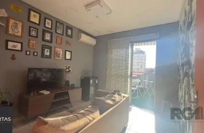 Sala comercial à venda na Rua Felipe Camarão, 632, Rio Branco, Porto Alegre