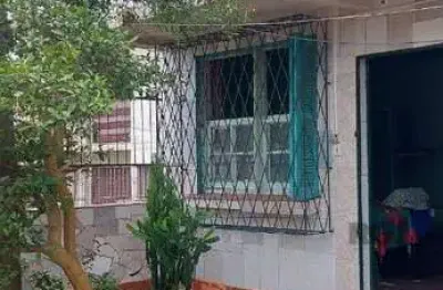 Casa com 3 quartos à venda na Rua Erechim, 658, Nonoai, Porto Alegre
