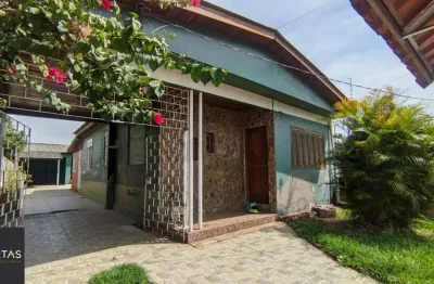 Casa à venda em porto alegre, localizada na avenida vinte e um de abril, no bair
