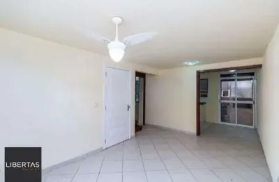 Casa em condomínio com 3 dormitórios, suíte, espaço gourmet.
