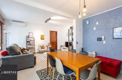Apartamento 2 dormitórios e 2 vagas de garagem no bairro rio branco