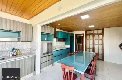 Cobertura no partenon de 3 dormitórios vaga e terraço