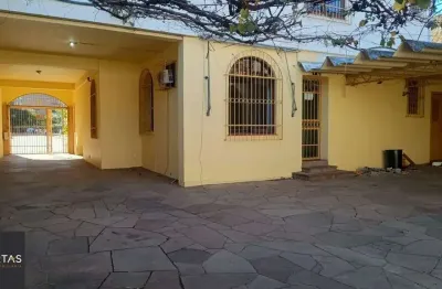 Casa 3 dormitórios para alugar floresta porto alegre/rs