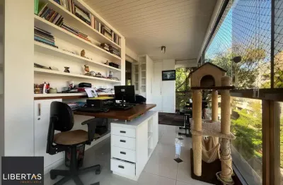 Cobertura no moinhos de vento  290m², 3 dormitórios, 3 vagas e piscina