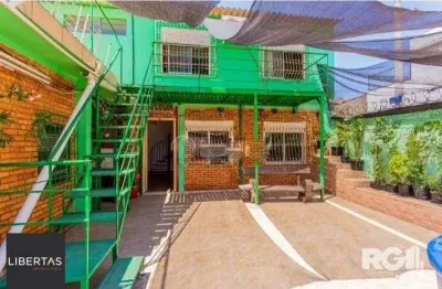 Casa com 3 quartos à venda na Avenida Assis Brasil, 1019., Passo da Areia, Porto Alegre