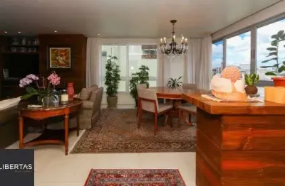 Vende-se amplo apartamento de 195m², 3 suítes, 3 vagas, localizado no bairro bel