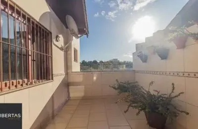 Casa em condomínio bairro tristeza de 3 dormitórios e 3 vagas
