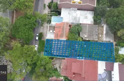 Terreno à venda em localização privilegiada na chácara das pedras – 420m²