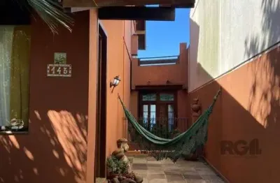 Casa em condomínio - 2 dormitórios - 4 vagas - 331,18 m² - nonoai