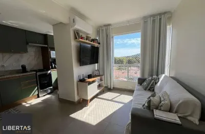 Apartamento no bairro cavalhada 2 dormitórios , vaga coberta, portaria 24 horas.