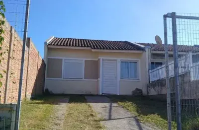 Casa com 2 quartos à venda na Avenida Edgar Pires de Castro, 56, Restinga, Porto Alegre