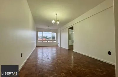 Apartamento com 2 dormitórios, dependência e 1 vaga no bairro menino deus