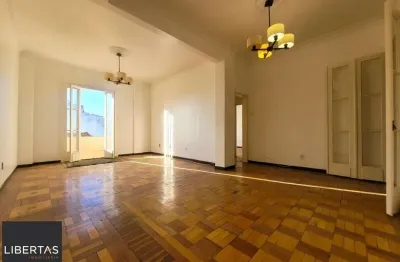 Excelente apartamento 2 dormitórios com  vista espetacular e sacada  na rua :dr.
