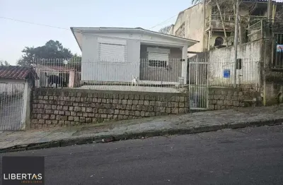 Casa com 2 quartos à venda na Beco F, 30, Ipanema, Porto Alegre