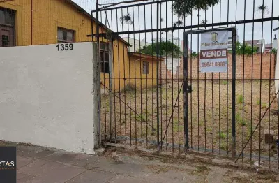 Terreno à venda na Rua Vicente da Fontoura, 1359, Santana, Porto Alegre