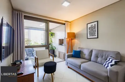 Apartamento lindo, 2 dormitórios, 2 vagas de garagem e elevador b. jardim botáni