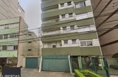 Excelente apartamento, centro histórico, de frente, andar alto.