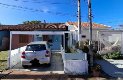 Casa com 1 quarto à venda na Rua Jacundá, 686, Guarujá, Porto Alegre
