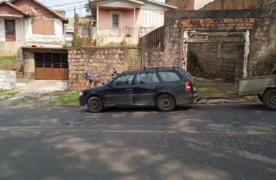 Excelente terreno desocupado localização previlegiada. ´ótimo preço!