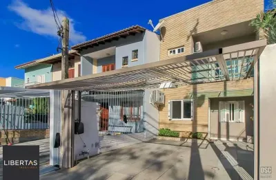 Casa com 3 quartos à venda na Rua Doutor Hermes Pacheco, 630, Hípica, Porto Alegre