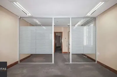 Sala comercial à venda na Avenida Benjamin Constant, 1066, São João, Porto Alegre