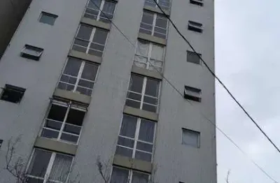 Ótimo 1 quarto,na fernando machado,silencioso e linda vista,em porto alegre
