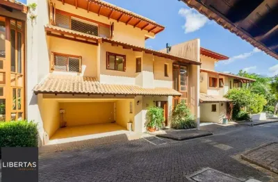 Casa em condomínio com 5 quartos e 390m² à venda em boa vista, porto alegre.