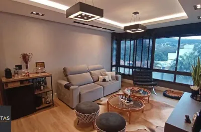 Apartamento com 3 dormitórios e 2 vagas, no bairro ipanema