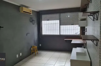 Apartamento térreo com 1 dormitório 45m² privativos.