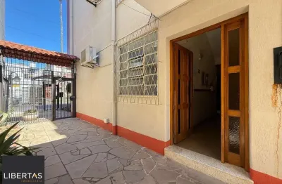 Apartamento com ótima localização no bairro menino deus