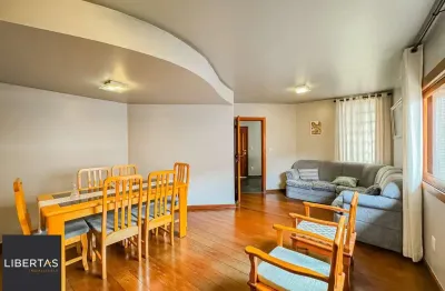 Casa de 3 dormitórios, suíte, 3 banheiros para venda em excelente localização no