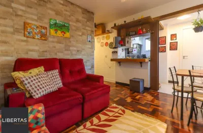 Apartamento terreo de 03 dormitórios,reformado no bairro teresópolis-porto alegr