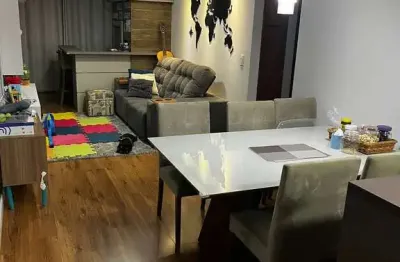 Apartamento mobiliado 2 dormitórios com suíte e 2 vagas em petrópolis poa