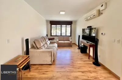 Casa com 3 quartos à venda na Avenida Engenheiro Ary de Abreu Lima, 311, Jardim Europa, Porto Alegre