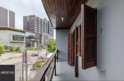 Apartamento para locação com 3 dormitórios, sacada, em frente ao bourbon teresóp