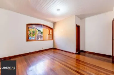 Casa com 2 quartos à venda na Rua Vidal de Negreiros, 140, Vila São José, Porto Alegre