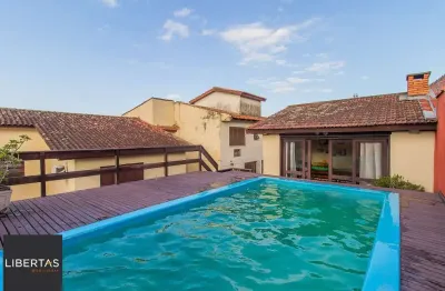 Casa com 4 quartos à venda na Avenida Luiz Moschetti, 505, Vila João Pessoa, Porto Alegre