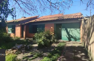 Casa com 3 quartos à venda na Avenida Orleaes, 400, Guarujá, Porto Alegre