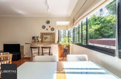 Apartamento de 3 quartos e 93m² à venda em Rio Branco, Porto Alegre.