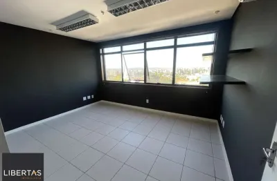 Ala comercial desocupada à venda no coração do bairro boa vista, em porto alegre