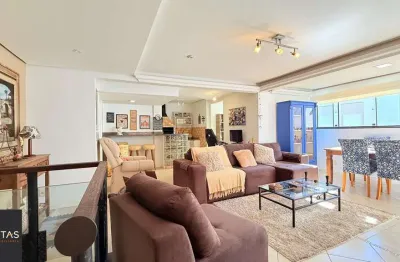 Cobertura semimobiliada com vista panorâmica em porto alegre