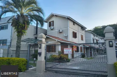 Casa em condomínio fechado com 3 quartos à venda na Rua Professor Carvalho Freitas, 1485, Teresópolis, Porto Alegre