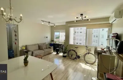 Apartamento semi-mobiliado com suíte e infraestrutura completa