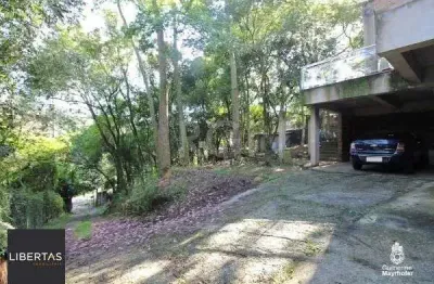 Casa para Venda - 1700m², 3 dormitórios, sendo 1 suites, 2 vagas - Vila Nova