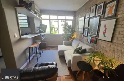 Apartamento no Centro reformado semi mobiliado de 1 dormitório