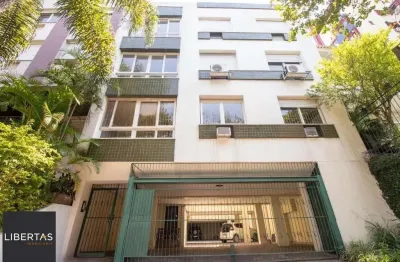 Apartamento amplo reformado com vaga de garagem  à venda na Marquês do Pombal