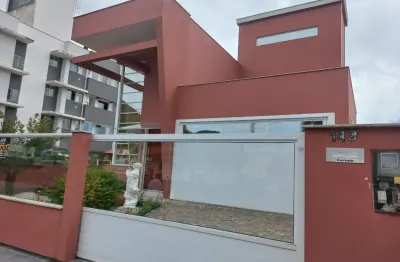 Casa com 3 quartos à venda na Rua Raul Leonardo Weiss, 149, Praia de Fora, Palhoça