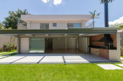 Sobrado para locação e venda com 371m e 4 dormitórios em Alto de Pinheiros - SP